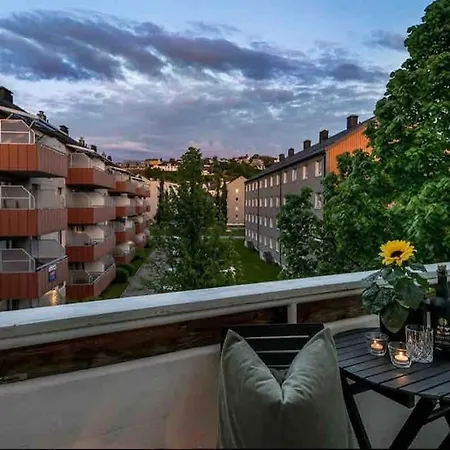 Hyggelig Og Sentrumsnaer Leilighet